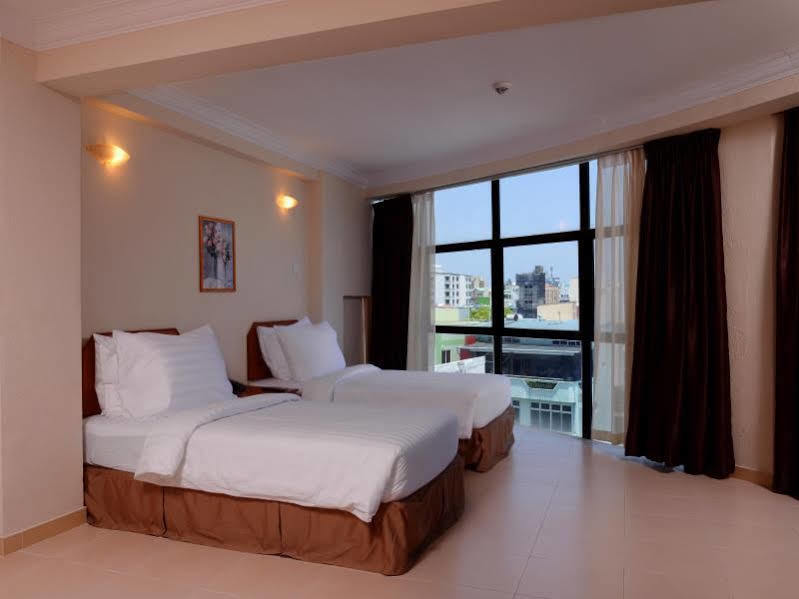 Champa Central Hotel Male Exterior photo