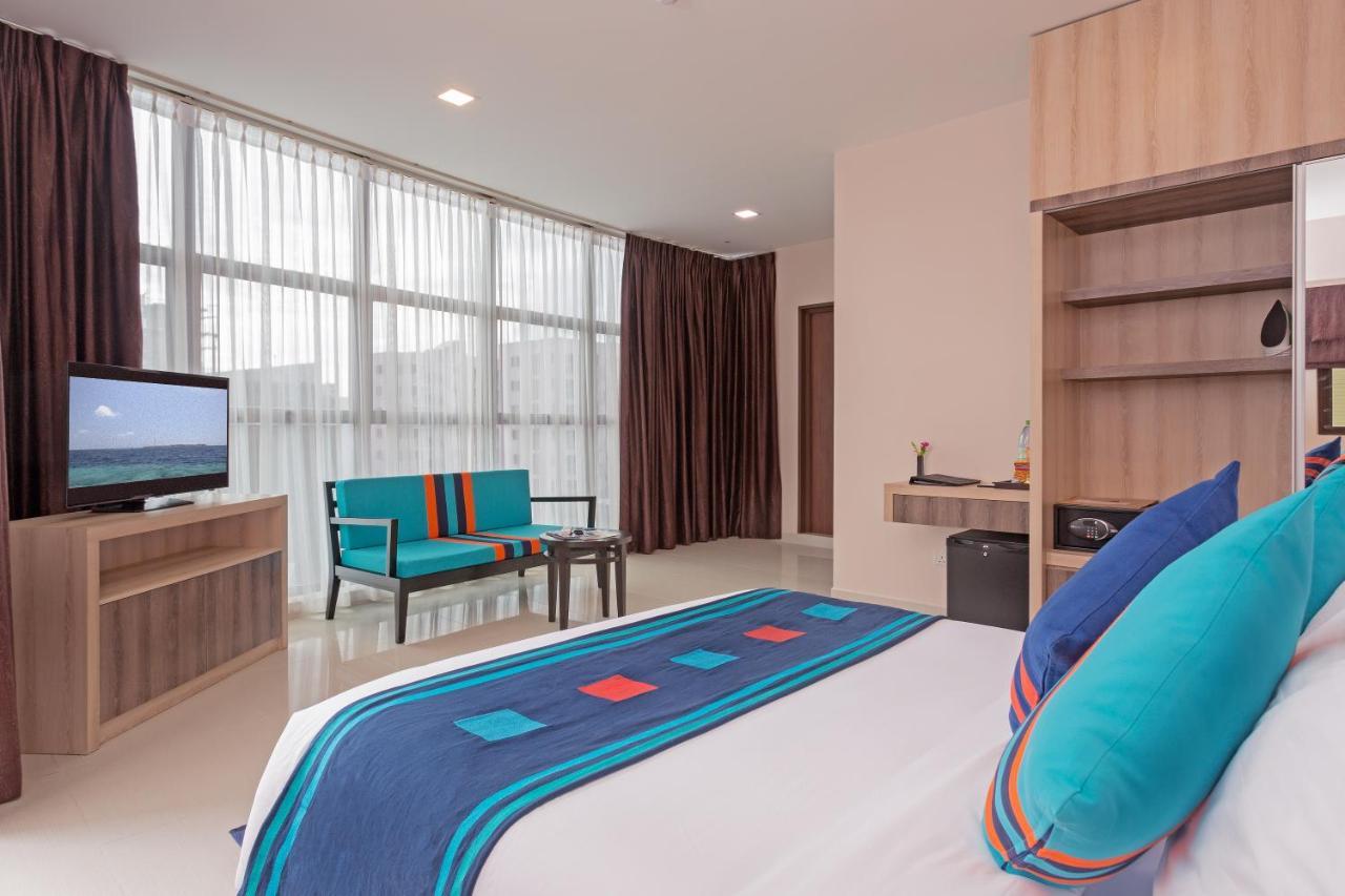 Champa Central Hotel Male Exterior photo