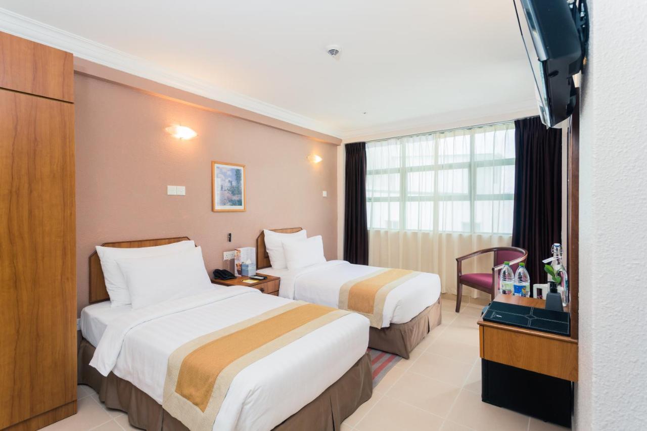 Champa Central Hotel Male Exterior photo